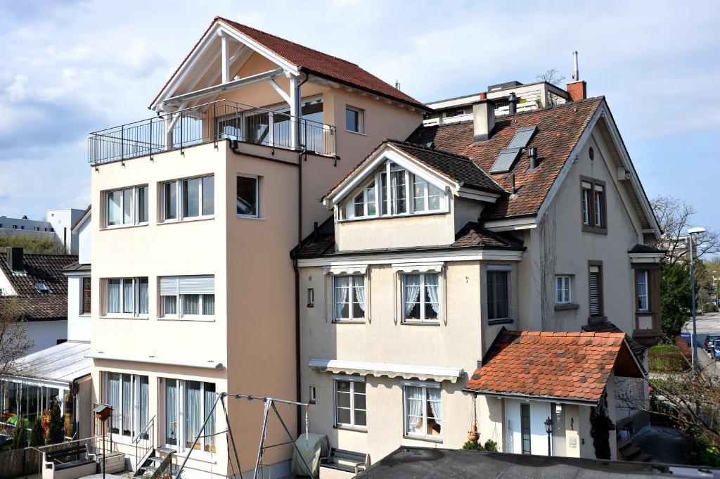 Niros Bed & Breakfast Birsfelden Extérieur photo
