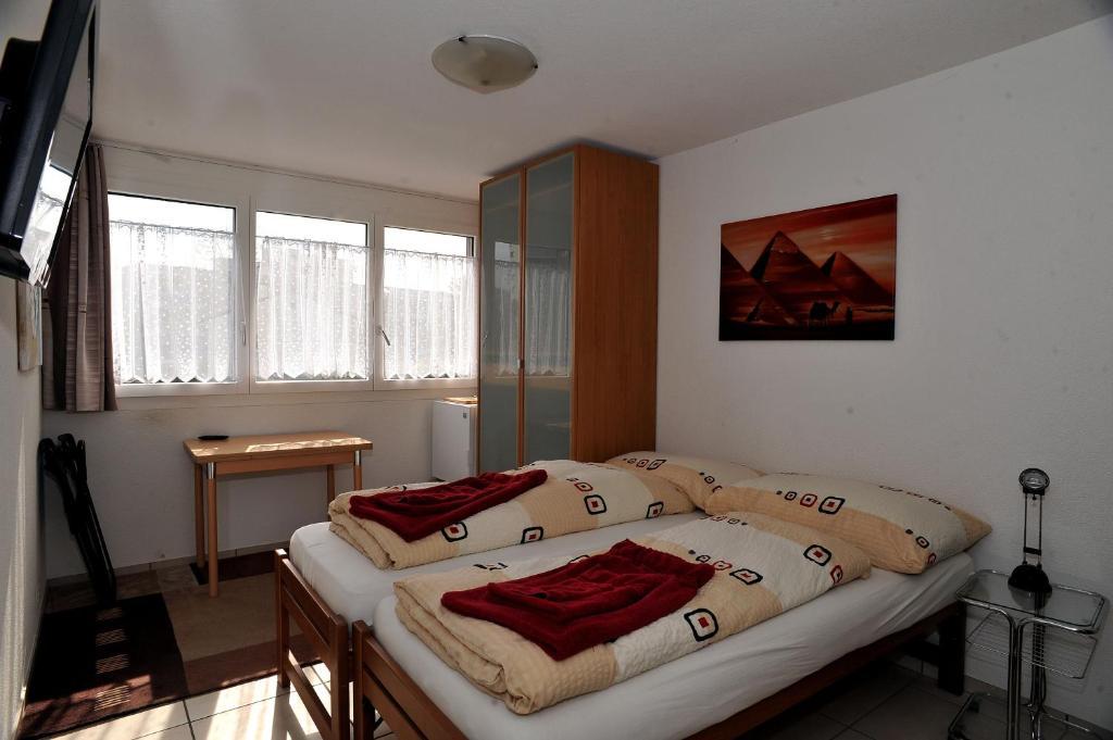 Niros Bed & Breakfast Birsfelden Extérieur photo