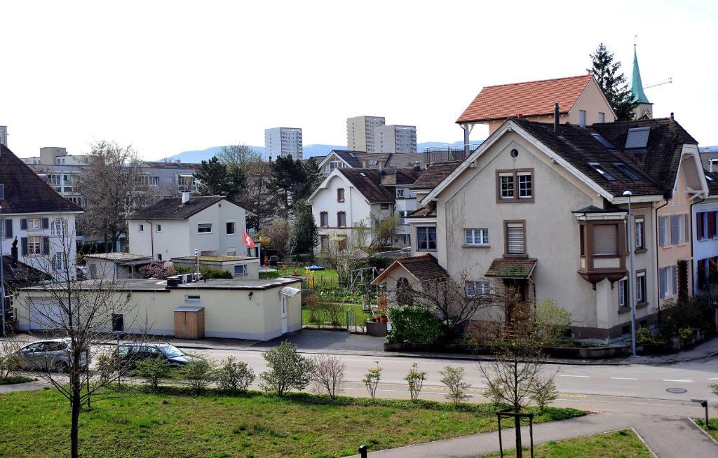 Niros Bed & Breakfast Birsfelden Extérieur photo